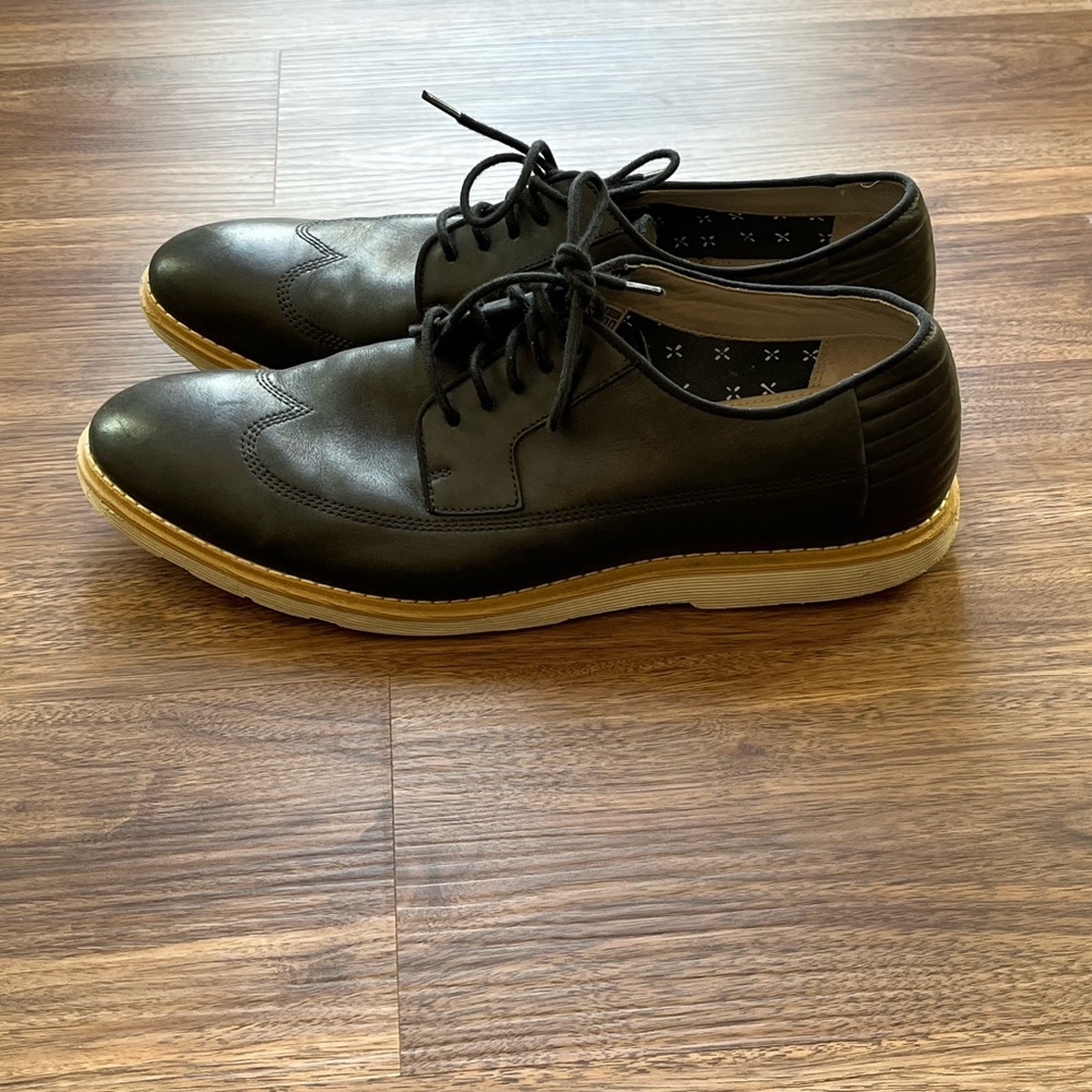 Clarks black Oxfords Shoes Mens size 10